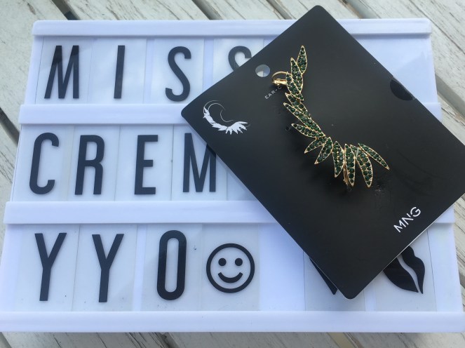 F128FFC2-578C-4F8E-BBC5-FBBAC788109D